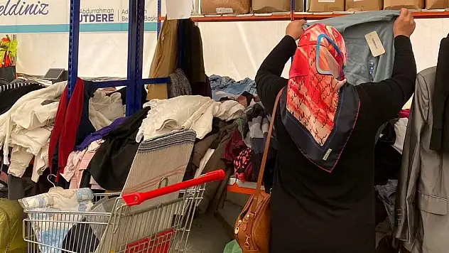 Sosyal market günde 70 kişiye destek sağliyor