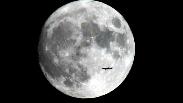 SpaceX roketi Ay'a ne zaman ulaşacak?