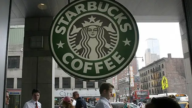 Starbucks'ın küresel satışları düştü