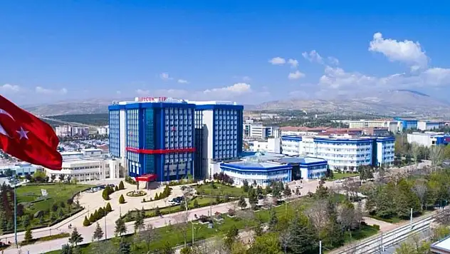 SÜ, URAP sıralamasında 18'inci sıraya yükseldi