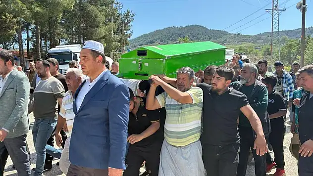 Sulama kanalında cansız bedeni bulunan Cumali, toprağa verildi