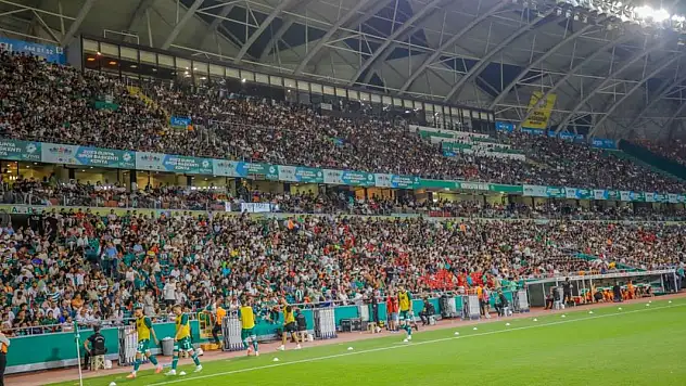 Süper Lig'de ikinci haftanın seyirci sayıları açıklandı! İşte Konyaspor - Galatasaray maçının rakamları