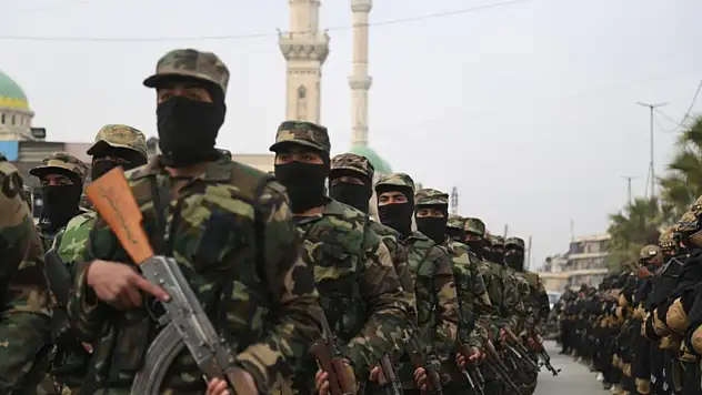Suriye ordusu, Halep'te YPG'ye yönelik nokta operasyonlara başladı