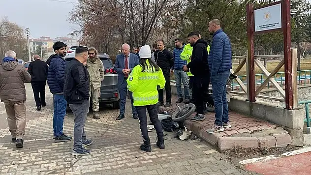 SUV araç ile motosiklet çarpıştı: 1 yaralı