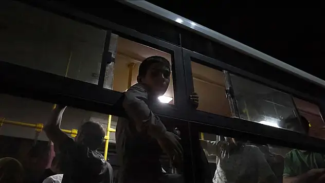 Süveyda'dan 500 kişi daha tahliye edildi