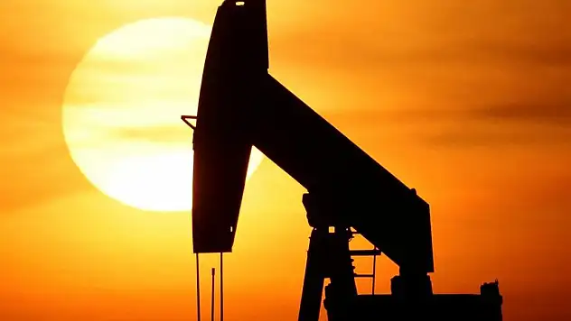Talep düşüşü petrol fiyatlarını aşağı çekecek