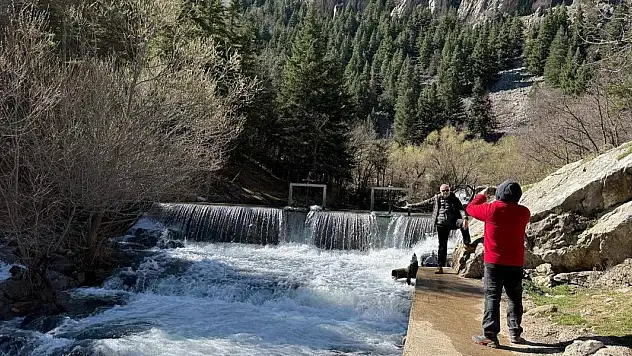 Tarihi Isauria Yolunu yürüyerek gezdiler