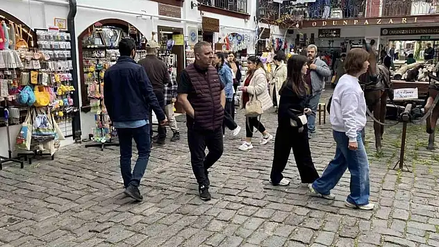 Tarihi Odunpazarı Evleri'nde bayram yoğunluğu