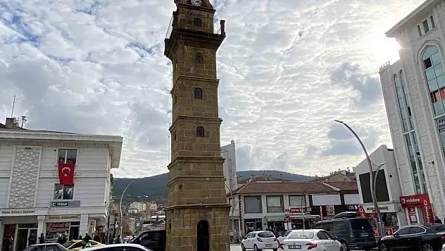 Tarihi saat kulesinde duran zaman artık yeniden akıyor