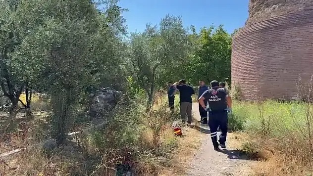 Tarihi Surların Dibinde Bulunan Cesedin Kimliği Belli Oldu!
