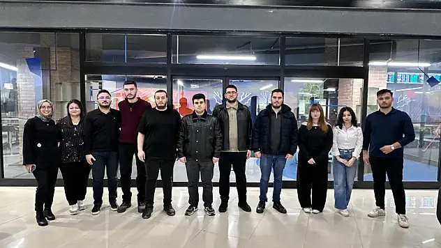 Tarımın geleceği Konya'da şekilleniyor: Gençlerden dijital dönüşüm hamlesi!