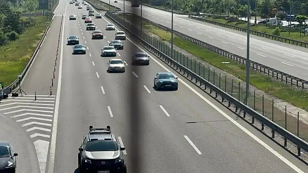 Tatilciler dönüşe geçti, yoğunluk başladı