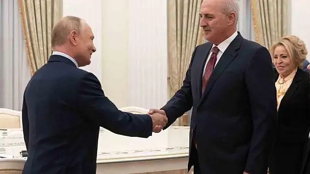 TBMM Başkanı Kurtulmuş, Putin ile görüştü