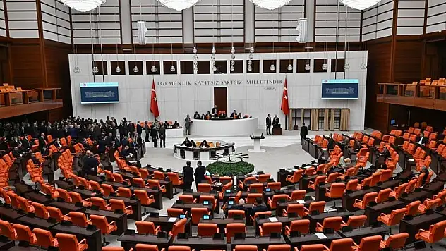 TBMM'de mesai yeniden başlıyor
