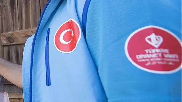 TDV'den Lübnan'da 1700 yetim öğrenciye eğitim desteği