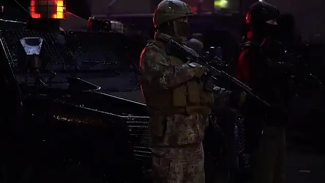 Terör örgütü PKK/KCK'ya yönelik operasyonda 19 zanlı yakalandı