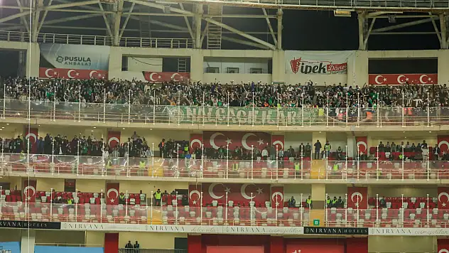TFF'den Konyaspor'a para ve kart bloke cezası