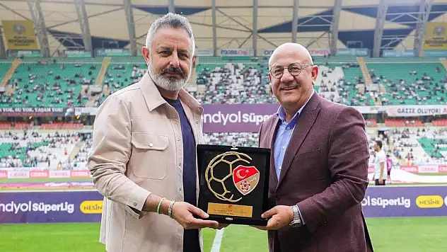 TFF'den Konyaspor'un 'Gazze' Farkındalığına Ödül!