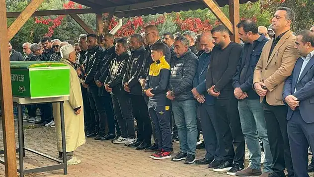 Thodex'in kurucusu Faruk Fatih Özer, Kocaeli'de toprağa verildi