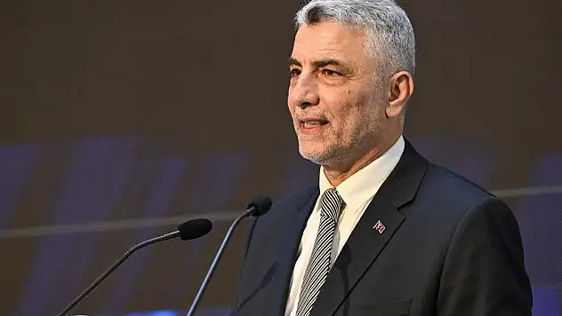 Ticaret Bakanı Bolat, BAE ve KKTC'li iki bakanla telefonda görüştü