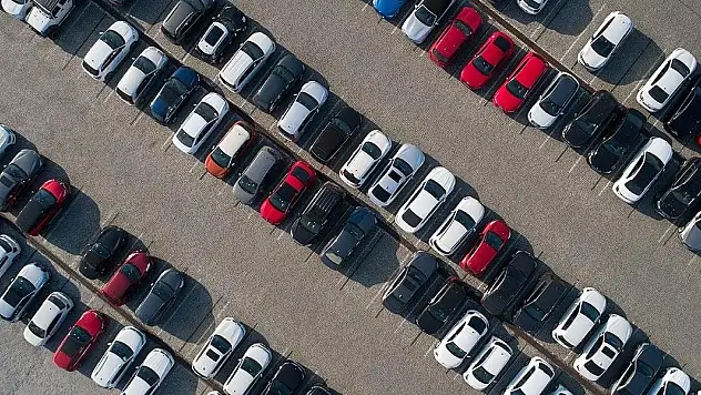 Ticaret Bakanlığı'ndan 327 milyon TL 'fahiş fiyat' cezası