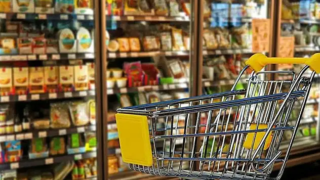 Ticaret ve perakende satış hacmi şubatta arttı