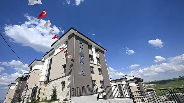 TOKİ'nin Konya'da satışa çıkardığı 998 konutun fiyatları, konumları belli oldu! İşte teslim tarihleri...