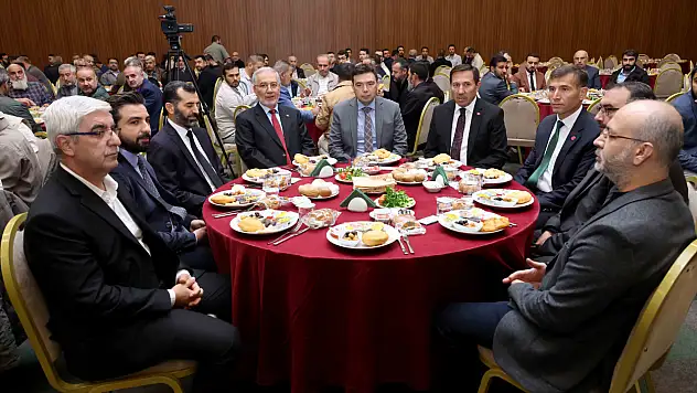 Toplumun manevi rehberleri Karatay'da bir araya geldi!