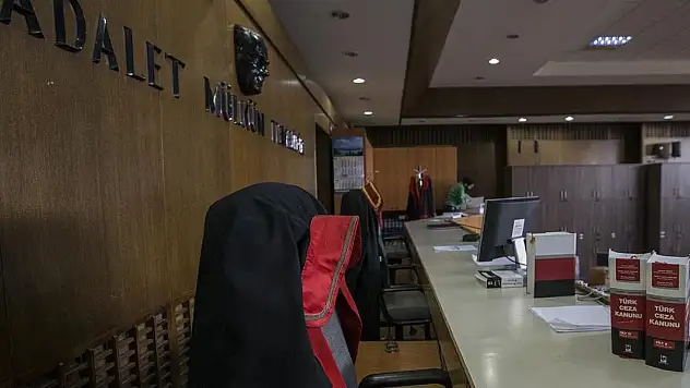 Trafikteki baltalı saldırgan baba ve oğula hapis cezası
