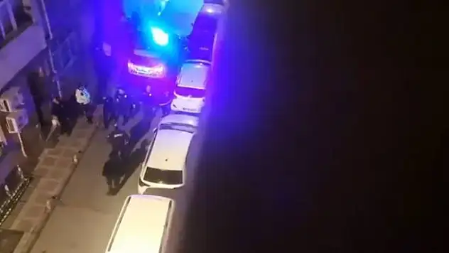 Tüfekle etrafa ateş açan kişi yakalandı 1'i polis 4 yaralı