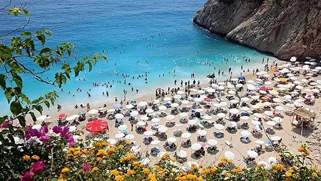 Turizmde yeni rekor beklentisi güçleniyor