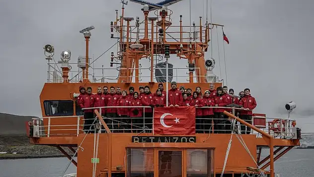 Türk bilim ekibi Beyaz Kıta'ya ulaştı