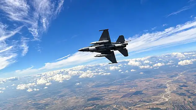 Türk F-16'ları Romanya semalarında: Burebista-2026 tatbikatı başladı