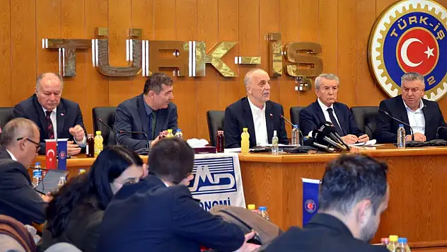 TÜRK-İŞ Başkanı Atalay: Asgari ücret, enflasyona sebep değil!