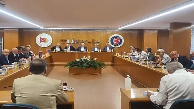 TÜRK-İŞ: Yüzde 24,73'lük zam diğer aylarda başlayan sözleşmelere de uygulansın!