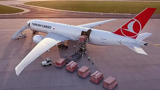 Türkiye havalimanlarında yük trafiği yüzde 14,7 arttı