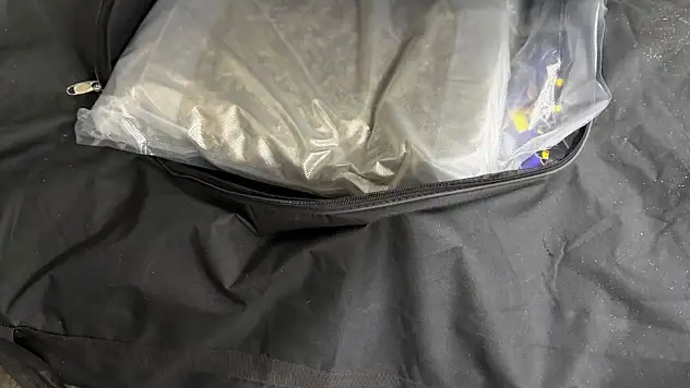 Türkiye'ye sokulmak istenen kilolarca esrar sınırda yakalandı