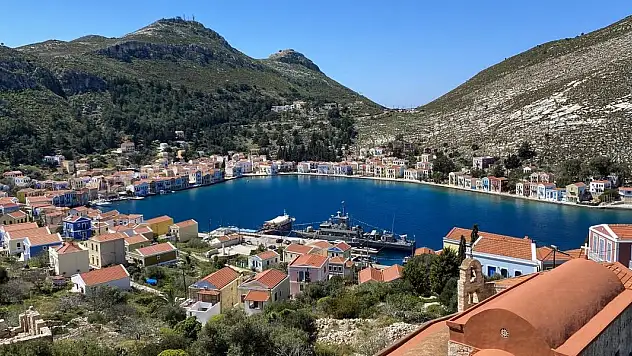 Türkiye'den Yunan adalarına 1 milyon 153 bin 727 turist gitti