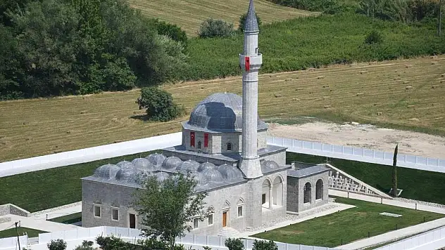Türkiye'nin desteğiyle restore edilen Arnavutluk'taki Kurşunlu Camisi eski ihtişamına kavuştu