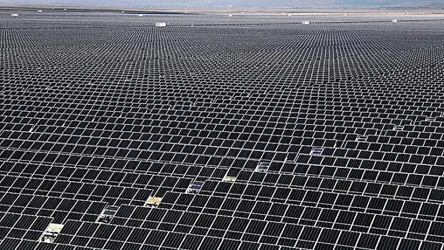 Türkiye'nin elektrik ihtiyacının yüzde 60'ı yenilenebilir enerjiden