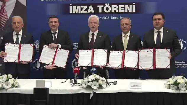 Türkiye'nin ilk Finans Lisesi için imzalar atıldı