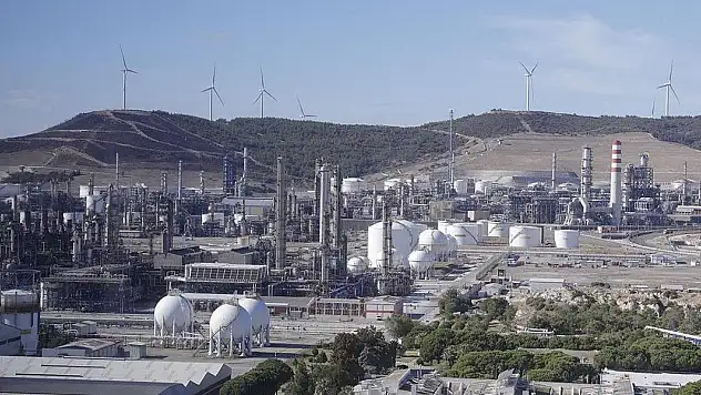 Türkiye'nin petrol ithalatı ocakta azaldı