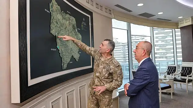 Türkiye'nin tanıdığı Konyalı tümgeneralden memleketinde üç farklı ziyaret