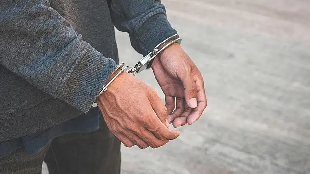 Türkiye'ye girmeye çalışan PKK'lı terörist sınırda yakalandı