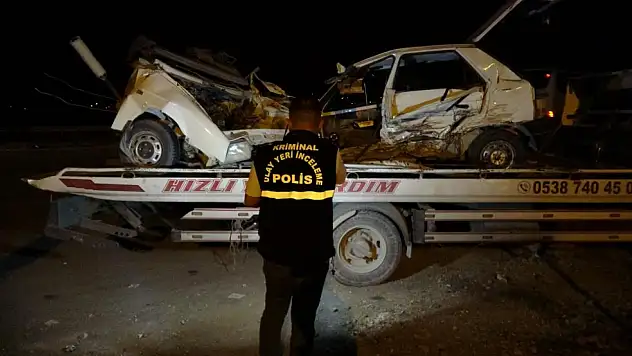 Üç aracın karıştığı zincirleme kazada acı haber geldi