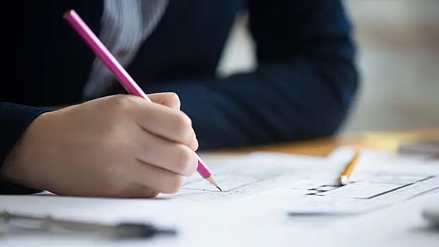 UDSP Yabancı Dil Yeterlilik Yazılı Sınavı soru kitapçıkları ve cevap anahtarları yayımlandı