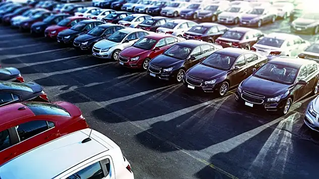 Ulaşılabilir araç hayal mi oluyor? Bu otomobiller ortadan kaybolacak!