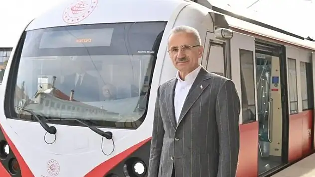 Ulaştırma ve Altyapı Bakanlığı, İstanbul ve Konya'da iki raylı sistem projesini üstlendi