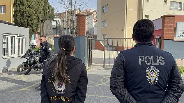 Ülke genelinde her okulun önüne iki polis görevlendirildi!