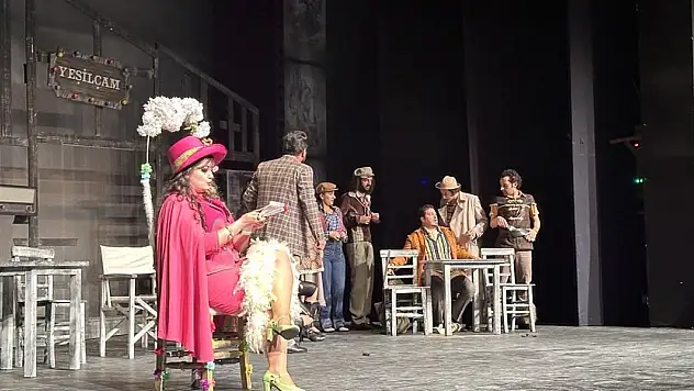 Uluslararası Türkçe Tiyatro Yapan Ülkeler Festivali sürüyor
